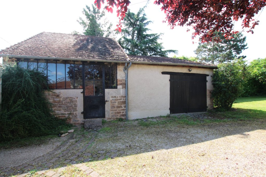 PROPRIETE - LA CHAPELLE DE BRAGNY - 116 m2 - VENDU