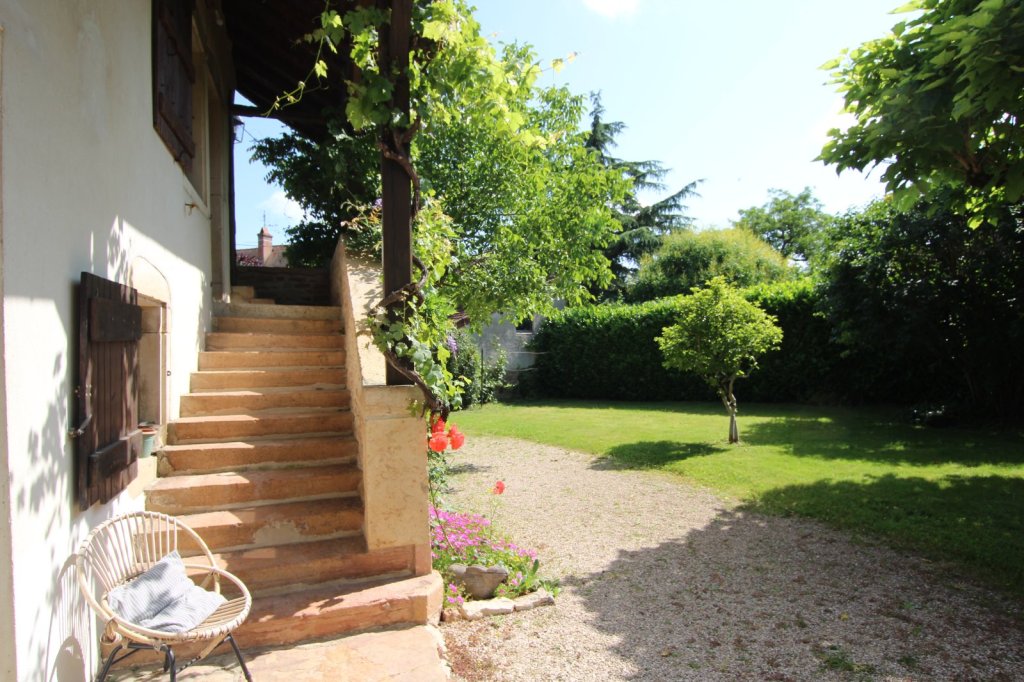 PROPRIETE - LA CHAPELLE DE BRAGNY - 116 m2 - VENDU