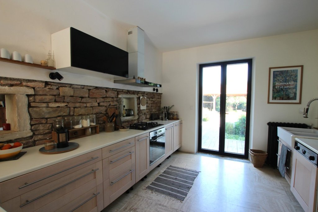PROPRIETE - LA CHAPELLE DE BRAGNY - 116 m2 - VENDU
