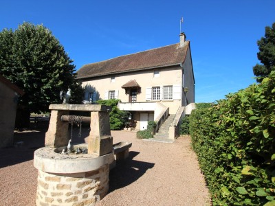 PROPRIETE A VENDRE - SENNECEY LE GRAND - 107 m2 - 398000€