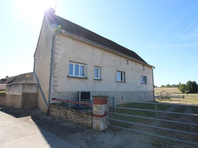 PROPRIETE A VENDRE - SENNECEY LE GRAND - 107 m2 - 398000€