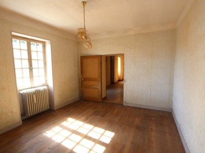 PROPRIETE A VENDRE - SENNECEY LE GRAND - 107 m2 - 398000€