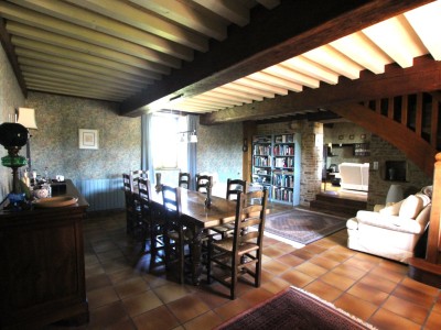 PROPRIETE A VENDRE - SENNECEY LE GRAND - 263 m2 - 529000€