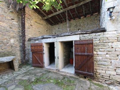 PROPRIETE A VENDRE - SENNECEY LE GRAND - 188 m2 - 329�000�&euro;