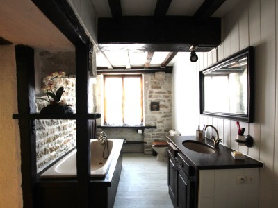 PROPRIETE A VENDRE - SENNECEY LE GRAND - 188 m2 - 329�000�&euro;