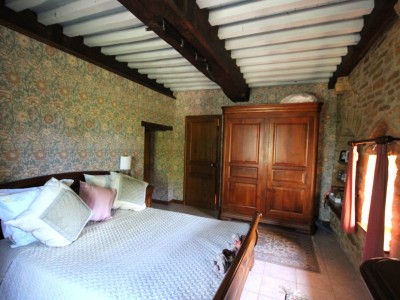 PROPRIETE A VENDRE - SENNECEY LE GRAND - 263 m2 - 499 000 €