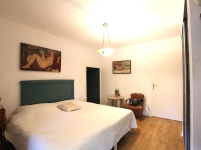 PROPRIETE A VENDRE - TOURNUS - 215 m2 - 399000€