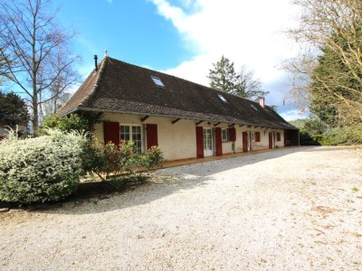 PROPRIETE A VENDRE - SIMANDRE - 184 m2 - 399 000 &euro;