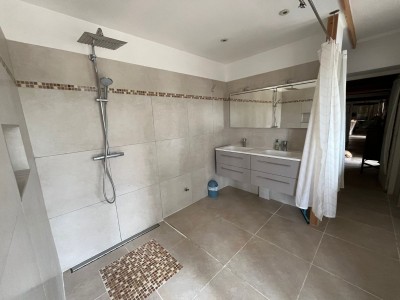 PROPRIETE A VENDRE - SIMANDRE - 184 m2 - 399 000 &euro;