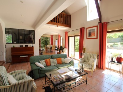 MAISON D ARCHITECTE AVEC PISCINE POOL HOUSE  PARC A VENDRE - ST GENGOUX LE NATIONAL - 201 m2 - 632000 €
