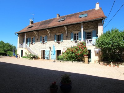 PROPRIETE A VENDRE - ST GENGOUX LE NATIONAL - 190 m2 - 398000€