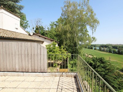 PROPRIETE A VENDRE - TOURNUS - 271 m2 - 250000 €