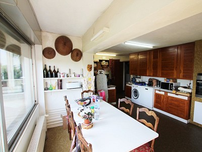 PROPRIETE A VENDRE - TOURNUS - 271 m2 - 250000 €