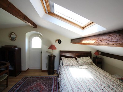 PROPRIETE A VENDRE - TOURNUS - 271 m2 - 250000 €