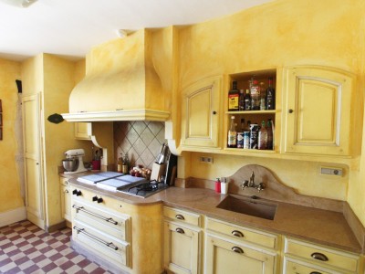 PROPRIETE A VENDRE - TOURNUS - 344 m2 - 960000 €