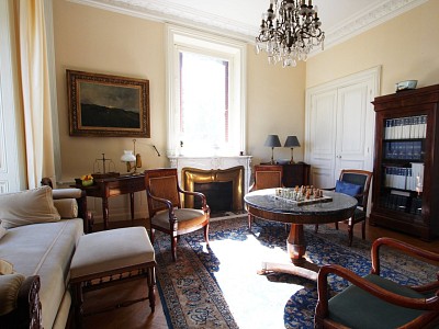 PROPRIETE A VENDRE - TOURNUS - 267 m2 - 665000 €