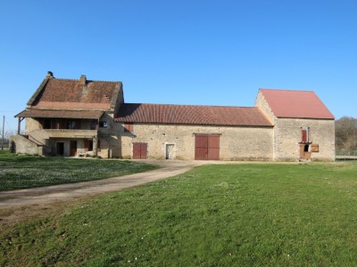 PROPRIETE - TOURNUS - 145 m2 - VENDU