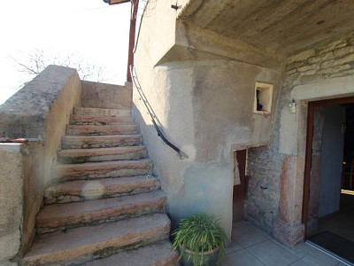 PROPRIETE - TOURNUS - 145 m2 - VENDU