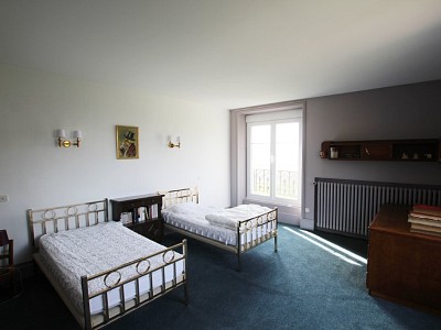 PROPRIETE A VENDRE - TOURNUS - 418 m2 - 990000 €