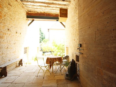 PROPRIETE A VENDRE - TOURNUS - 213 m2 - 385000 €