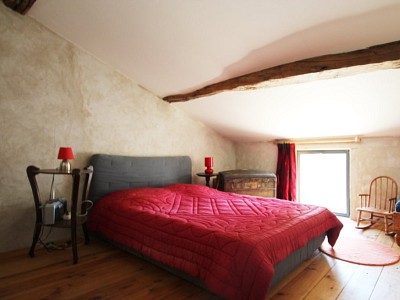 PROPRIETE A VENDRE - TOURNUS - 213 m2 - 385000 €