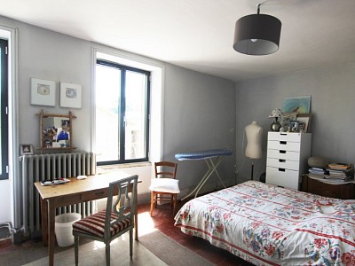 PROPRIETE A VENDRE - TOURNUS - 213 m2 - 385000 €