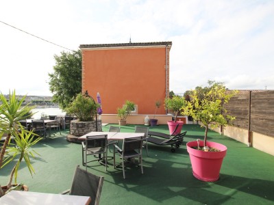 PROPRIETE A VENDRE - TOURNUS - 627 m2 - 1278000 €