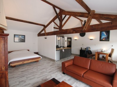 PROPRIETE A VENDRE - TOURNUS - 627 m2 - 1278000 €