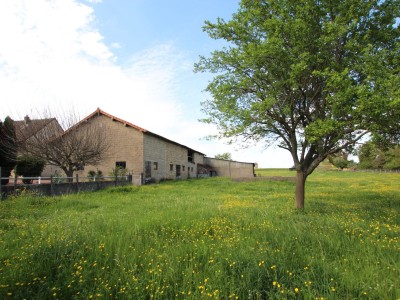 PROPRIETE A VENDRE - TOURNUS - 151 m2 - 330000 €