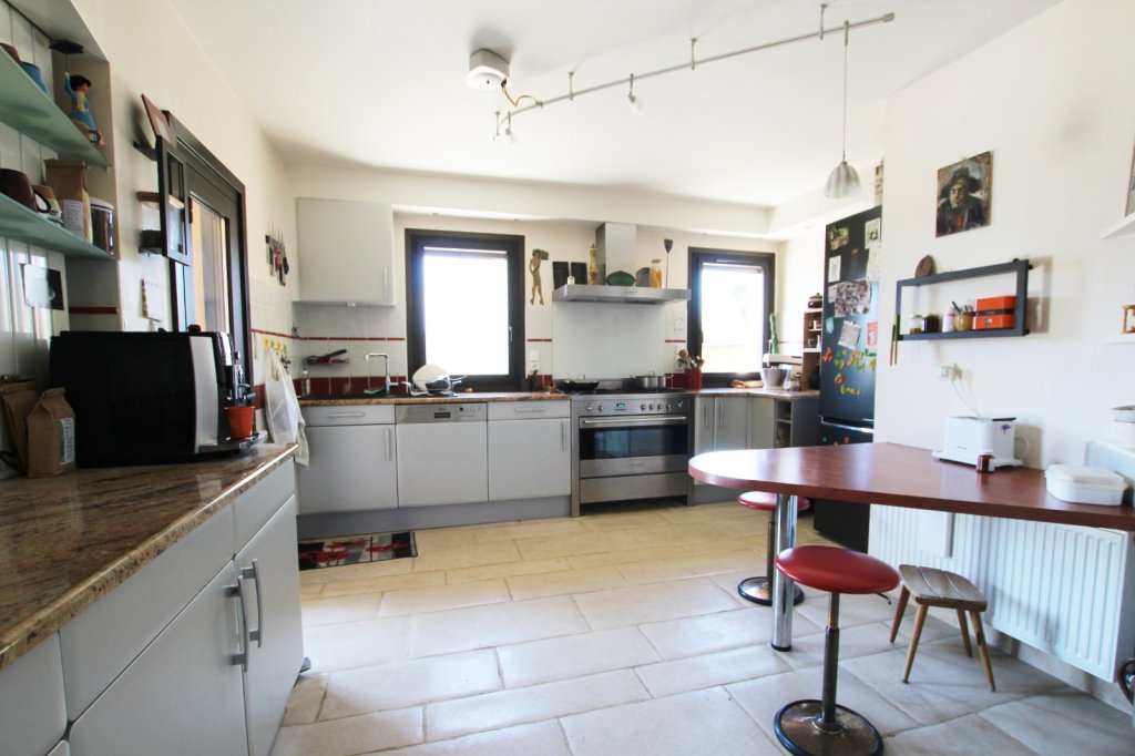 PROPRIETE - PRETY - 155 m2 - VENDU