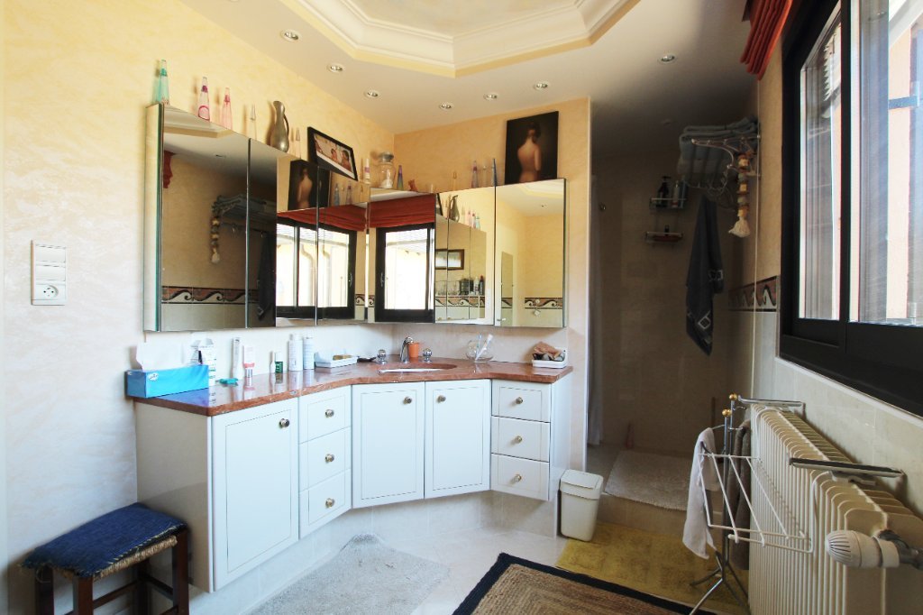 PROPRIETE - PRETY - 155 m2 - VENDU