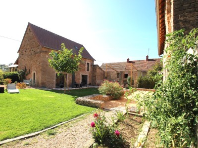 PROPRIETE A VENDRE - TOURNUS - 129 m2 - 495000 €