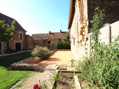 PROPRIETE A VENDRE - TOURNUS - 129 m2 - 495000 €