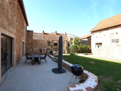 PROPRIETE A VENDRE - TOURNUS - 129 m2 - 495000 €