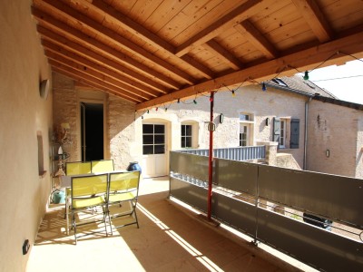 PROPRIETE A VENDRE - TOURNUS - 129 m2 - 495000 €