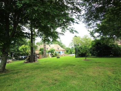PROPRIETE A VENDRE - TOURNUS - 224 m2 - 425000€