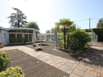PROPRIETE A VENDRE - TOURNUS - 522 m2 - 1519000€