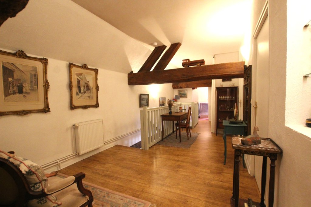 PROPRIETE - SIMANDRE - 215 m2 - VENDU
