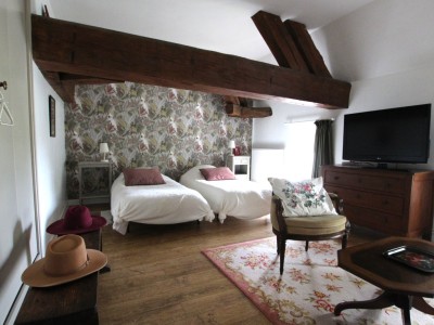 PROPRIETE A VENDRE - TOURNUS - 215 m2 - 399000€