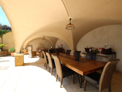 PROPRIETE A VENDRE - TOURNUS - 255 m2 - 900�000�&euro;