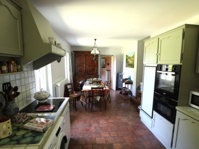 PROPRIETE A VENDRE - TOURNUS - 154 m2 - 309 000 €