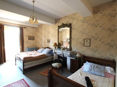 PROPRIETE A VENDRE - TOURNUS - 154 m2 - 309 000 €