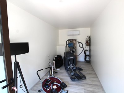 PROPRIETE A VENDRE - TOURNUS - 250 m2 - 599�000�&euro;