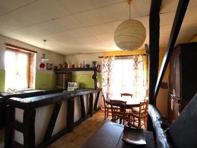 PROPRIETE A VENDRE - TOURNUS - 277 m2 - 429�000�&euro;