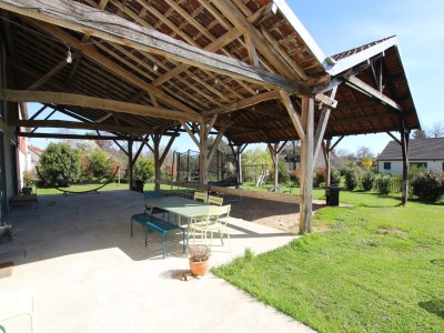 PROPRIETE A VENDRE - TOURNUS - 292 m2 - 490�000�&euro;