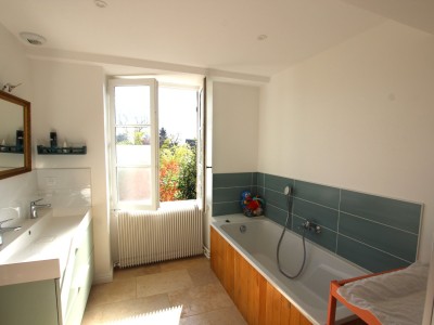 PROPRIETE A VENDRE - TOURNUS - 292 m2 - 490�000�&euro;