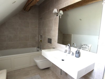 PROPRIETE A VENDRE - TOURNUS - 203 m2 - 830 000 &euro;