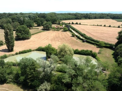 PROPRIETE A VENDRE - TOURNUS - 89 m2 - 399 000 &euro;
