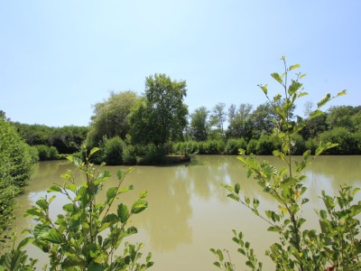 PROPRIETE A VENDRE - TOURNUS - 89 m2 - 399 000 €
