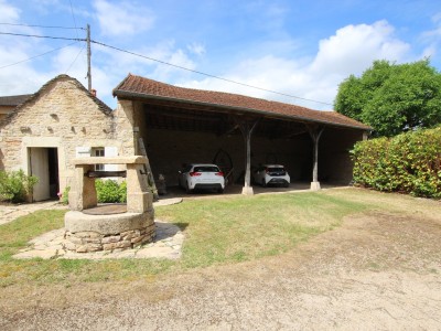 PROPRIETE A VENDRE - TOURNUS - 235 m2 - 339 000 €